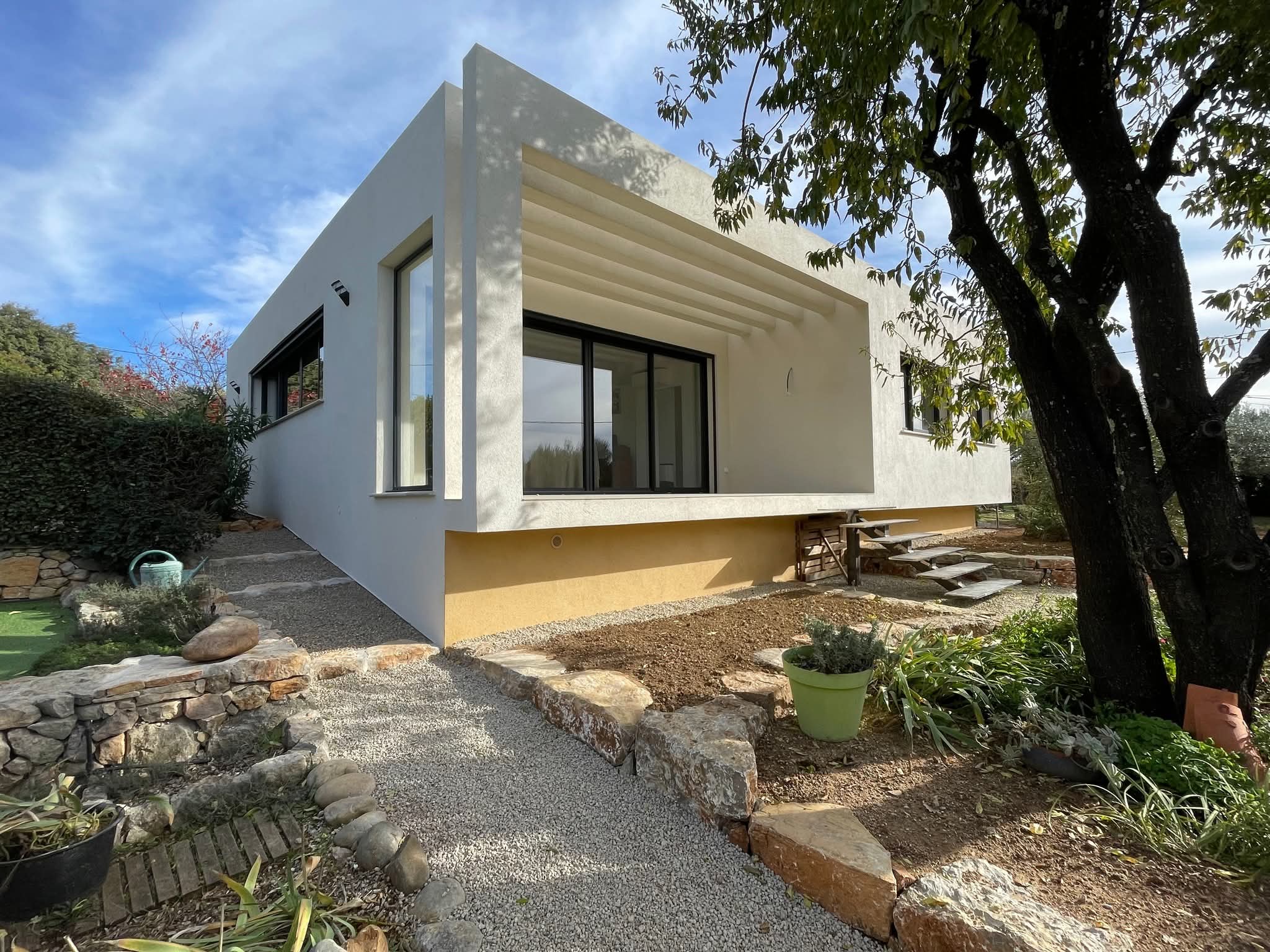 Extension moderne d'une maison